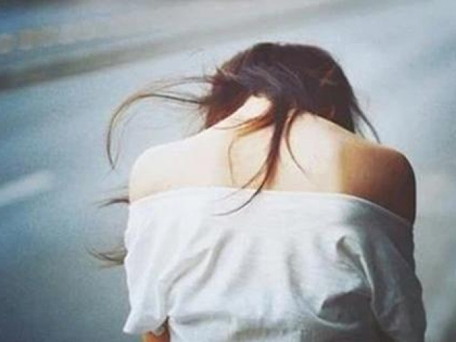 Bạn trẻ - Cuộc sống - Cuộc hẹn bất ngờ lúc 3 giờ sáng và chuyện "tình 1 đêm" của quý cô thành đạt