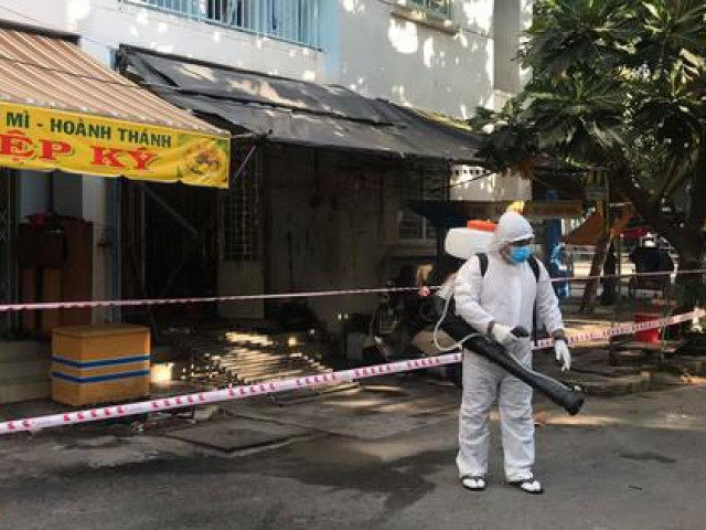 Tin tức trong ngày - Phong tỏa một chung cư ở Thủ Đức vì có ca nghi mắc Covid-19