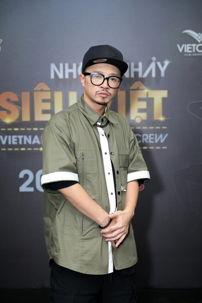 Giám khảo khách mời - ca sĩ Hà Lê.