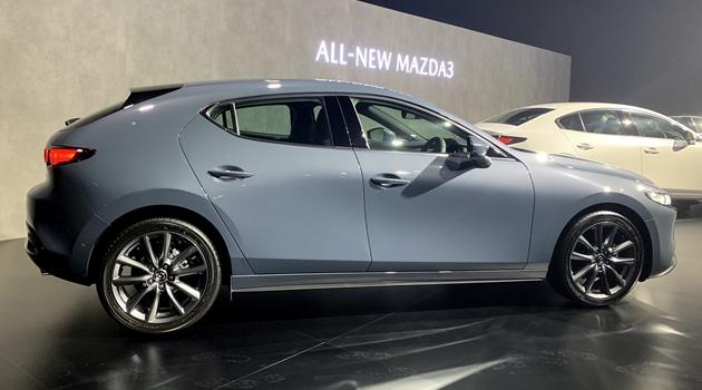 Giá xe Mazda3 mới nhất tháng 6/2021 và so sánh với xe cùng phân khúc - 2