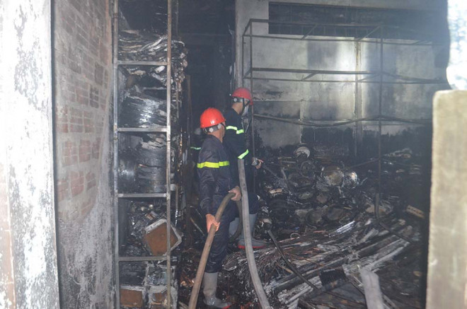 Quảng Ngãi: Cháy lớn khiến 4 người trong gia đình tử vong - 2