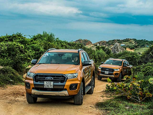 Tư vấn - Bỏ túi kinh nghiệm lái xe hai cầu (4x4) trên địa hình xấu