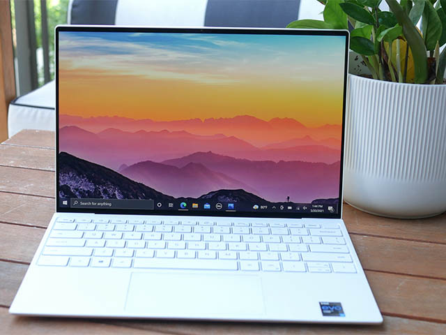 Thời trang Hi-tech - Trên tay chiếc laptop đáng mua nhất năm 2021