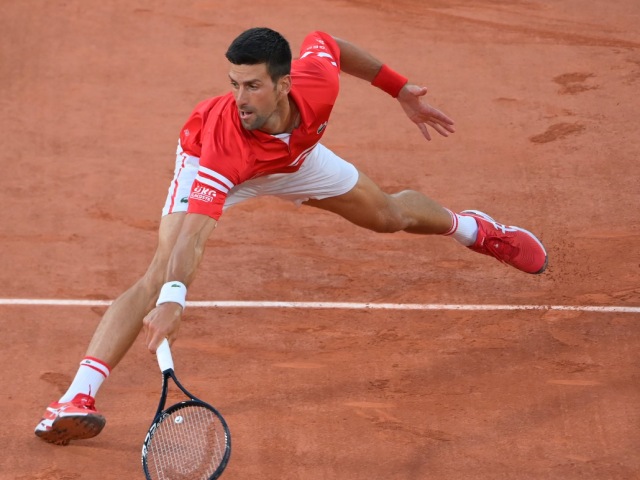 Thể thao - Video tennis Djokovic - Berankis: 94 phút "ác mộng", đẳng cấp hạt giống số 1 (Roland Garros)