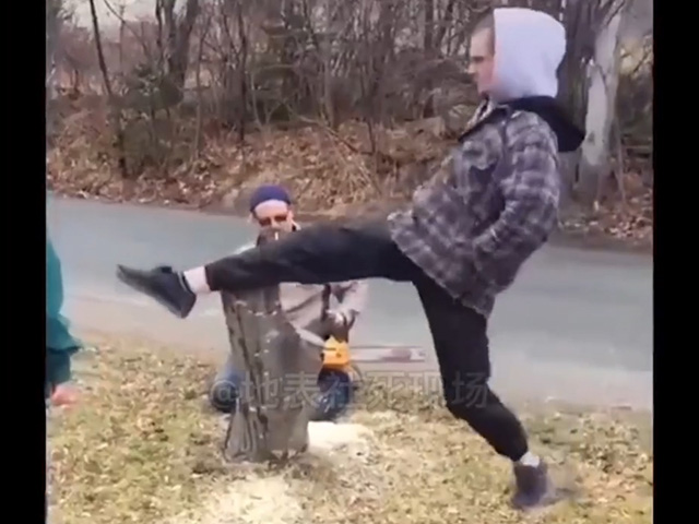 Cười 24H - Khi những pha thể hiện chuyển thành "tấu hài" cực mạnh