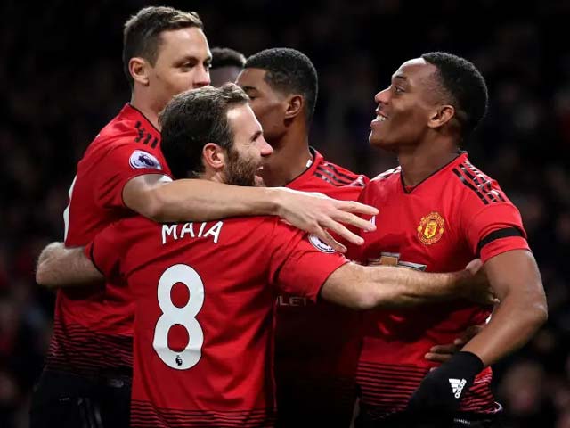 Bóng đá - MU chia tay thủ môn Romero và 6 SAO trẻ, khó xử Mata - Martial