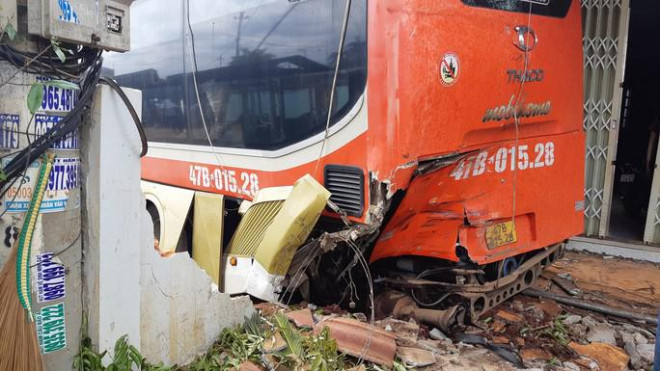 Nhân chứng kể lại giây phút kinh hoàng vụ tai nạn thảm khốc - 8