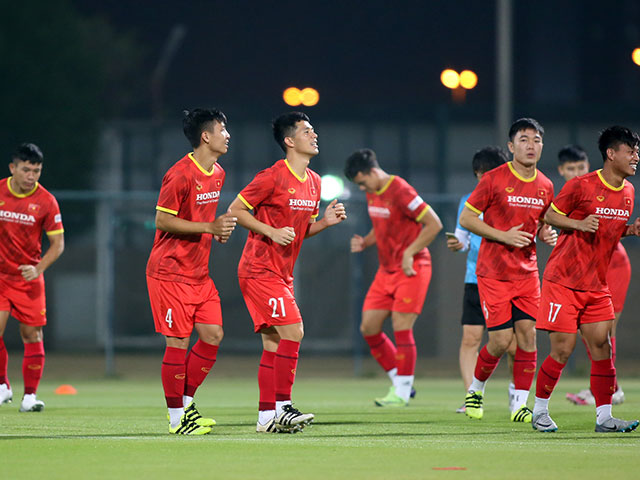 Bóng đá - Thầy Park cho ĐT Việt Nam luyện bài tủ đấu "kẻ thù vô hình" ở Dubai