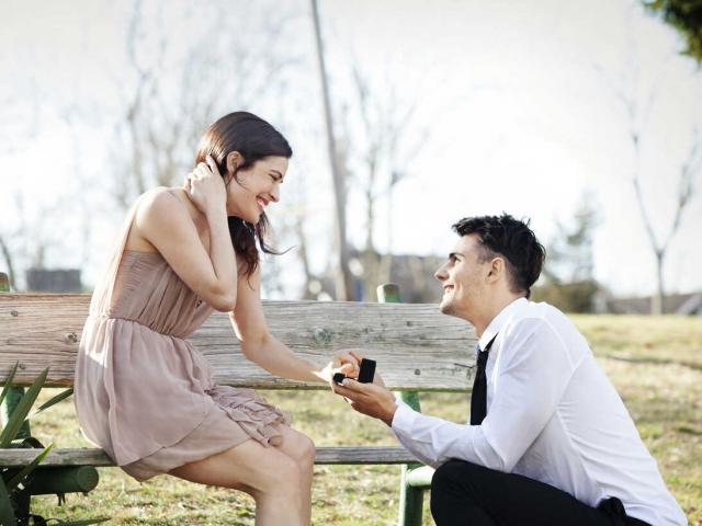 Bạn trẻ - Cuộc sống - Mách nước những màn cầu hôn khiến chị em thích mê