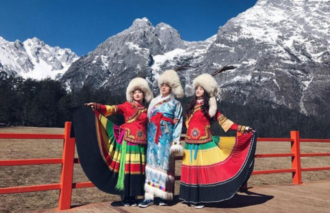 Dạo quanh Ngọc Long Tuyết Sơn - 2