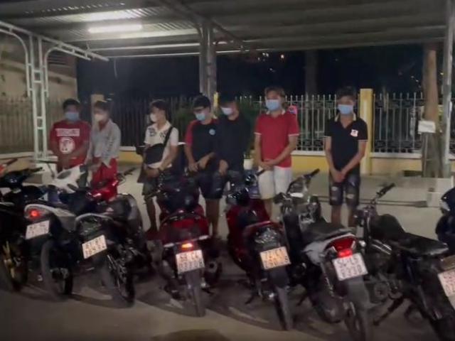 Pháp luật - Đang so kè tốc độ, “quái xế” vứt xe, nhảy kênh bơi khi thấy công an