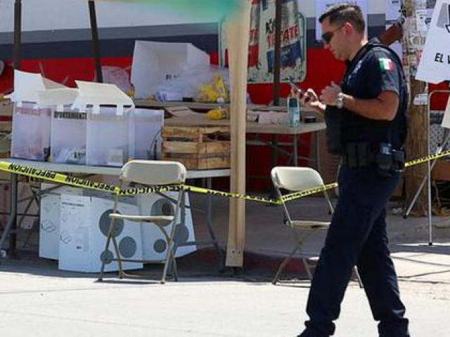 Thế giới - Mexico: Ném đầu người tại điểm bỏ phiếu bầu cử