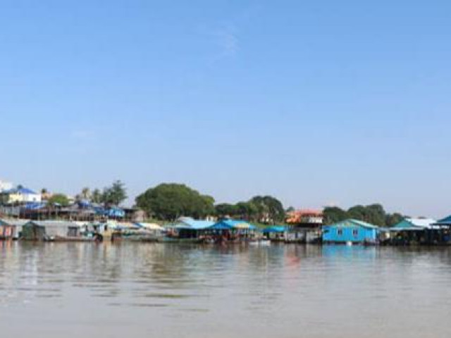 Thế giới - Người Việt ở Campuchia gặp khó khi chính quyền yêu cầu tháo dỡ nhà nổi