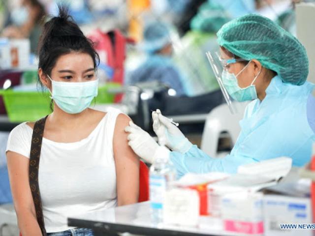 Thế giới - Quốc gia Đông Nam Á tiêm chủng ngừa Covid-19 cho người dân trên toàn quốc
