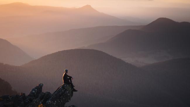 Kunanyi / Mt Wellington, Hobart - Tasmania: Hãy đến Hobart để được chiêm ngưỡng những khung cảnh tuyệt diệu mà bạn sẽ không thể quên được khi du lịch tại Úc. 
