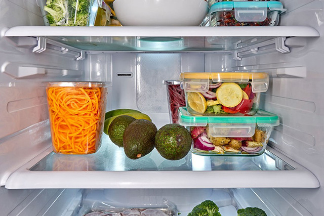 Người phụ nữ bị ung thư dạ dày, 3 loại thực phẩm để lâu trong tủ lạnh này là thủ phạm - 3