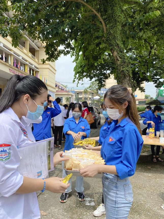 Nữ sinh duyên dáng trường Y Dược Thái Nguyên: Sẵn sàng tình nguyện lên đường chống dịch - 3