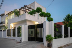 Kinh doanh - Con gái phương xa xây ngôi nhà 5 tỷ đẹp lung linh tặng bố mẹ, hàng xóm ai cũng tấm tắc ngợi khen