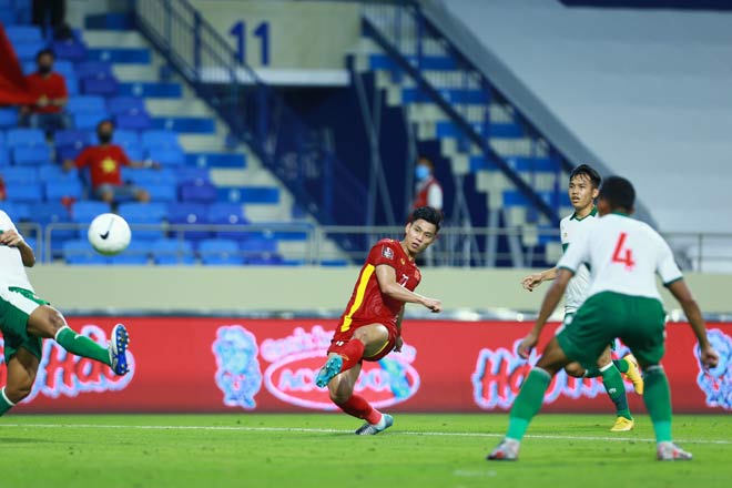 ĐT Việt Nam vừa có thắng lợi tưng bừng 4-0 trước ĐT Indonesia trên sân Al Maktoum (Dubai, UAE) tại lượt trận thứ 8 vòng loại thứ 2 World Cup 2022 khu vực châu Á tối 7/6 (giờ địa phương)