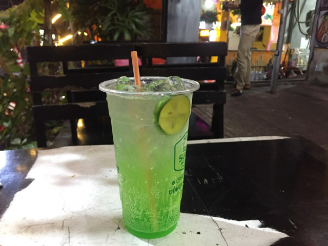 Sức khỏe đời sống - Đồ uống tồi tệ nhất cho người bị mỡ bụng