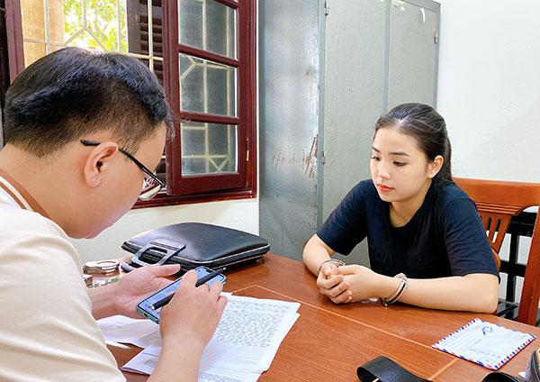 Trần Thị Diệu Huyền bị công an bắt trước đó