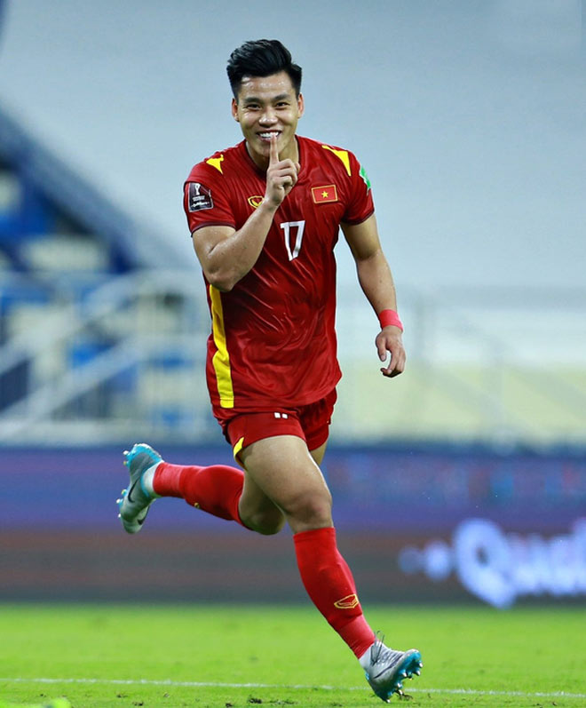 Dàn cầu thủ Việt lộ body sáu múi trên sân cỏ, ảnh đời thường đẹp trai ngời ngời - 7