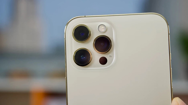 iPhone 12 Pro Max có camera xịn nhất.