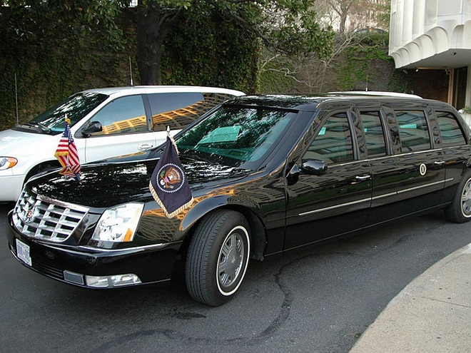 Trái với các dự đoán, ông Biden vẫn đưa hai chiếc "Quái thú" đến Anh dự hội nghị G7.