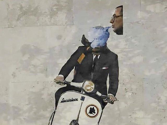 Bóng đá - Tin mới nhất bóng đá tối 10/6: Fan Lazio phá hoại tranh vé tường Mourinho