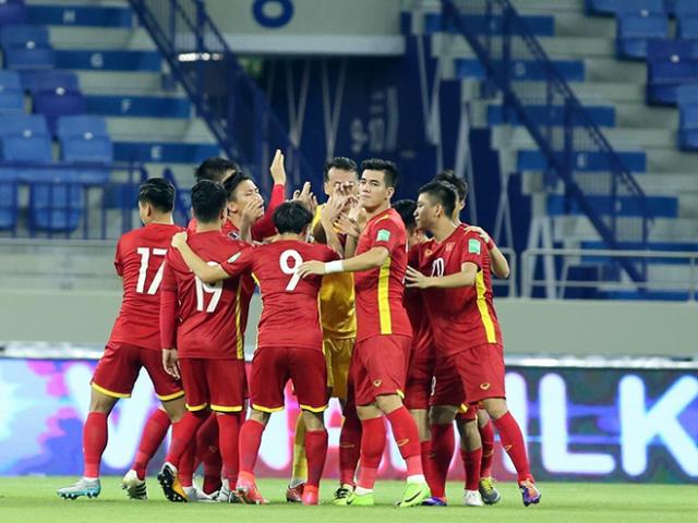 Bóng đá - Tuyển Việt Nam sút hết cỡ, không bỏ lỡ mọi cơ hội khi đối đầu Malaysia để giành vé đi tiếp