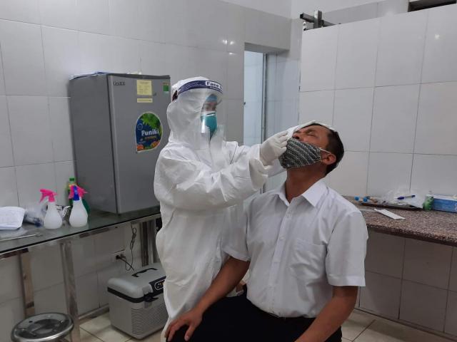 Tin tức trong ngày - Tối 11/6, thêm 63 ca mắc COVID-19