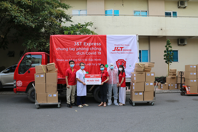 Chuyển phát nhanh J&T Express tiếp sức cùng Việt Nam chống dịch Covid - 1