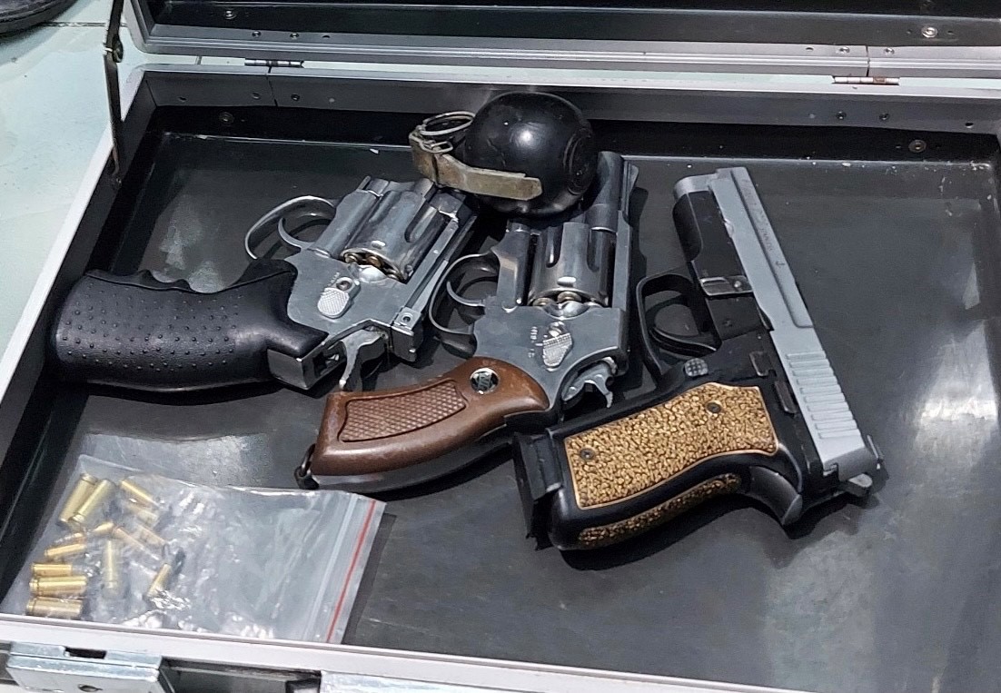 Số "hàng nóng" bị thu giữ trong vụ án