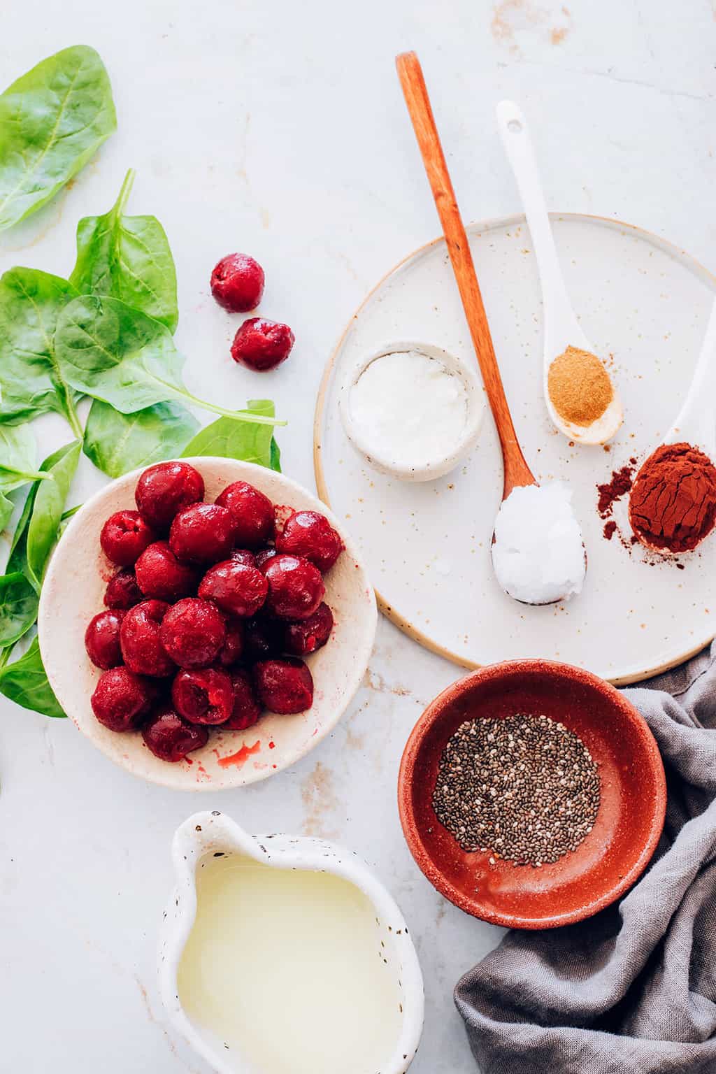 Học người phụ nữ đẹp nhất thế giới cách làm sinh tố giúp trẻ mãi không già - 2