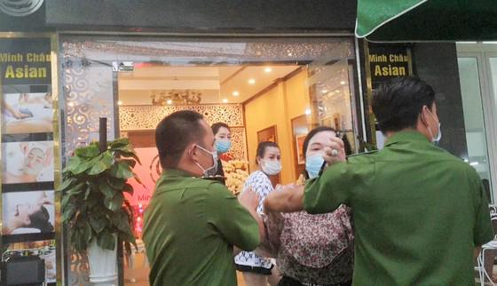 Nguyễn Huân Thị có hành vi thóa mạ, hành hung phóng viên Báo Lâm Đồng.