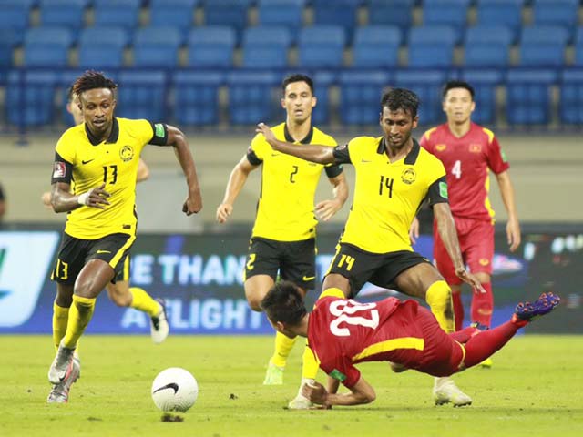 Malaysia vào bóng không suy nghĩ với các cầu thủ Việt Nam