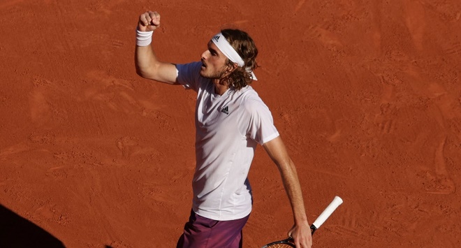 Tsitsipas ghi tên mình vào chung kết Roland Garros