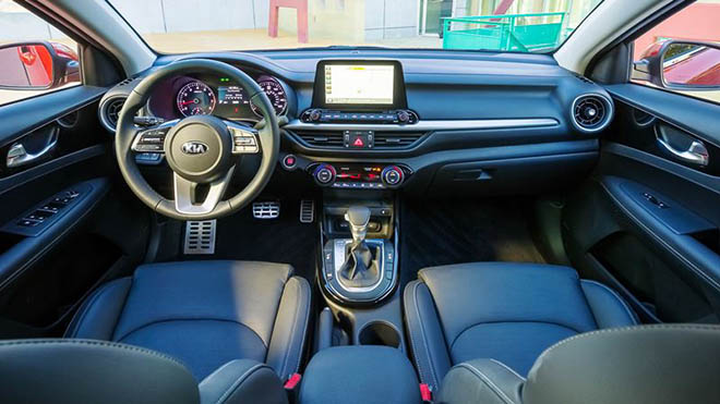 Đại lý giảm giá "sập sàn" cho Kia Cerato, rẻ ngang Toyota Vios E MT - 5