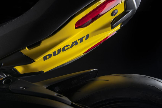 Siêu “quỷ” 2022 Ducati Diavel 1260 S lộ diện, mang màu đen xám mạnh mẽ - 16