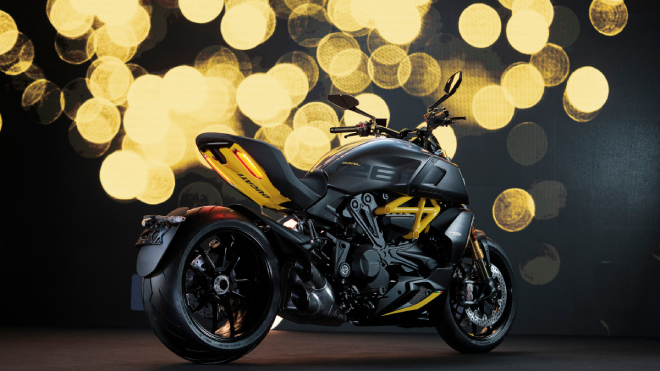Siêu “quỷ” 2022 Ducati Diavel 1260 S lộ diện, mang màu đen xám mạnh mẽ - 5