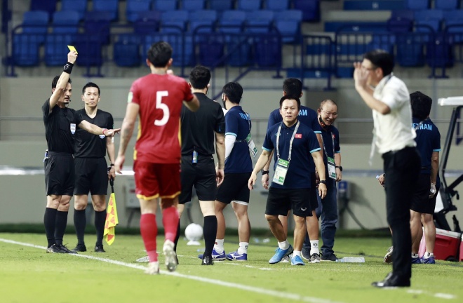 ĐT Việt Nam đấu UAE, thầy Park hoàn toàn bị cấm liên lạc với học trò - 1