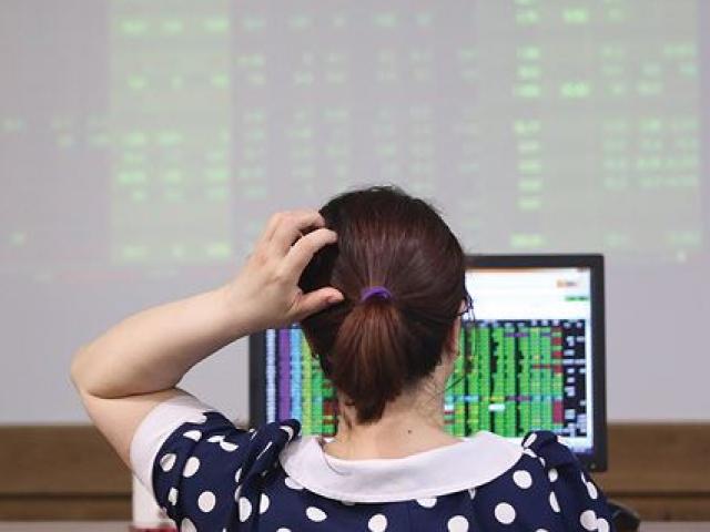 Kinh doanh - Sắp hết tình trạng "tắc dòng tiền" trên sân chơi đầu tư nóng nhất hiện nay?