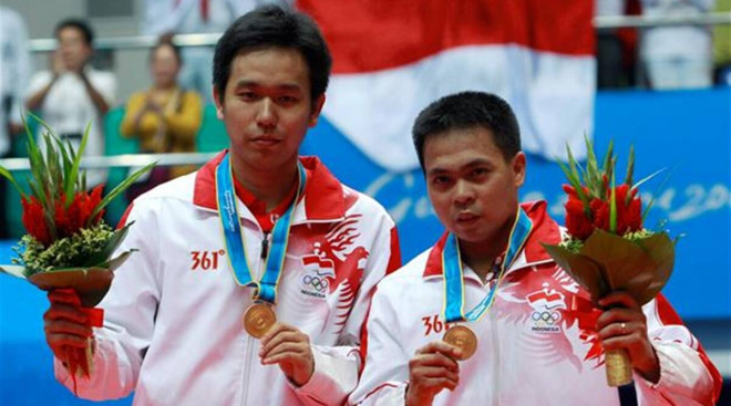 Markis Kido (phải) cùng Setiawan vô địch đôi nam Olympic 2008.&nbsp; Ảnh: Getty