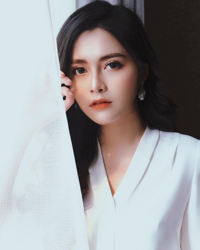 Nhưng trước đó, người đẹp sinh năm 1995 từng được biết đến khi tham gia chương trình &#34;Nóng cùng World Cup 2018&#34;.
