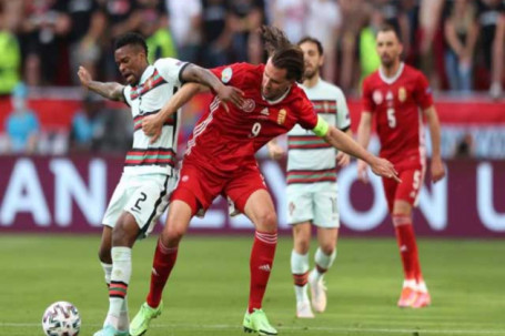 Trực tiếp bóng đá Hungary - Bồ Đào Nha: Ronaldo lập công phút bù giờ (Hết giờ)