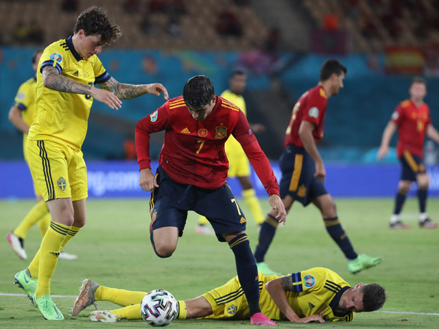 Bóng đá - Tây Ban Nha ra quân EURO đáng thất vọng: Triệu fan đòi "trảm" Morata