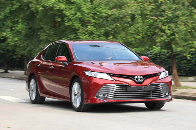 Giá xe Toyota Camry lăn bánh tháng 6/2021 - 7