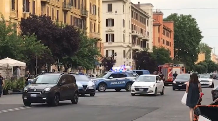 Cú sốc trận Italia – Thụy Sĩ tại EURO suýt bị đánh bom, nghi vấn Mafia phá hoại - 3