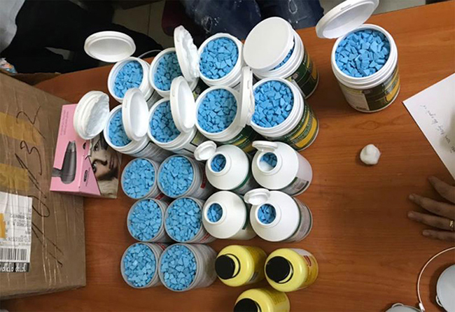 Đầu tháng 4/2021, qua công tác nắm tình hình, Cục Cảnh sát ĐTTP về ma túy nhận được thông tin về một đường dây mua bán, vận chuyển ma túy số lượng lớn từ châu Âu qua đường hàng không về Việt Nam tiêu thụ.
