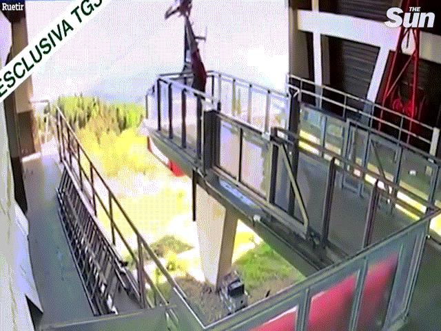 Thế giới - Italia: Video mới hé lộ khoảnh khắc cáp treo rơi xuống núi khiến 14 người chết